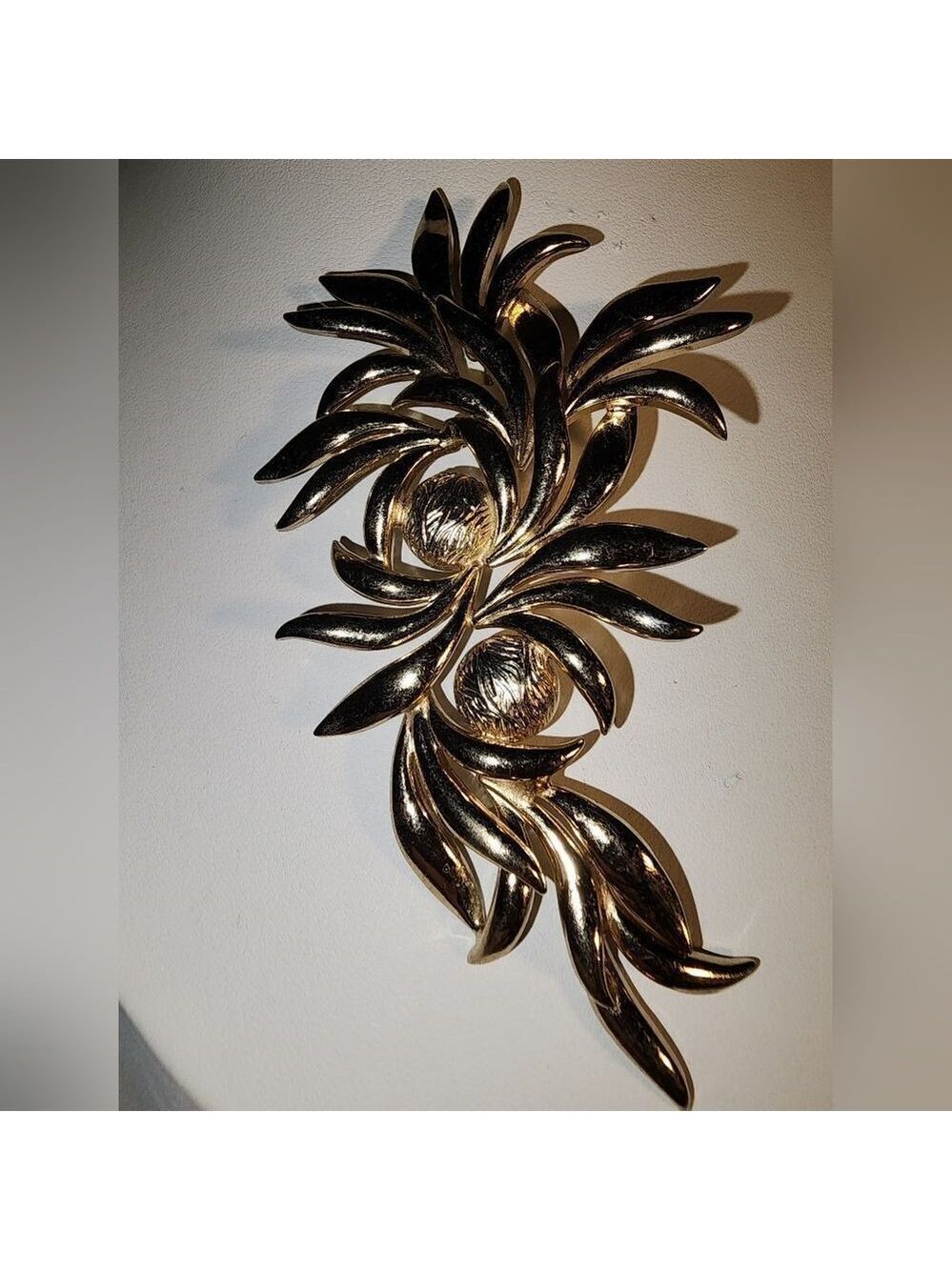 VTG MONET GOLD TONE BROOCH 4" X 2"